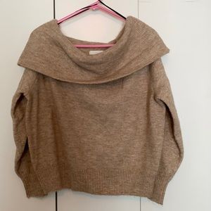 Cowl neck sweater - S